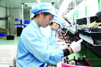 “電子廠招聘信息不斷，如何判斷工作在進(jìn)步？專家來(lái)支招。”
